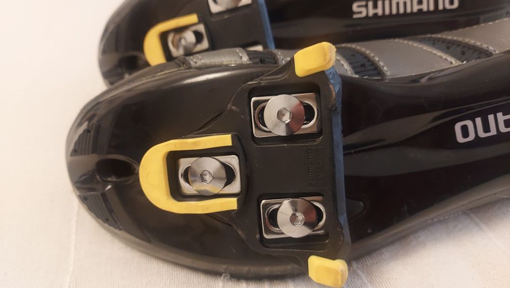 Sapatos de ciclismo Shimano 42 com encaixe para pedal