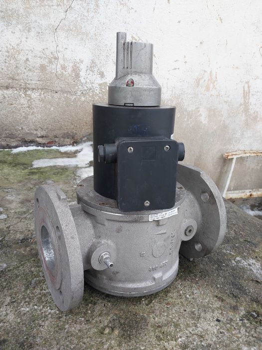 Kromschroeder VG65 F02-L33 zawór elektromagnetyczny do gazu