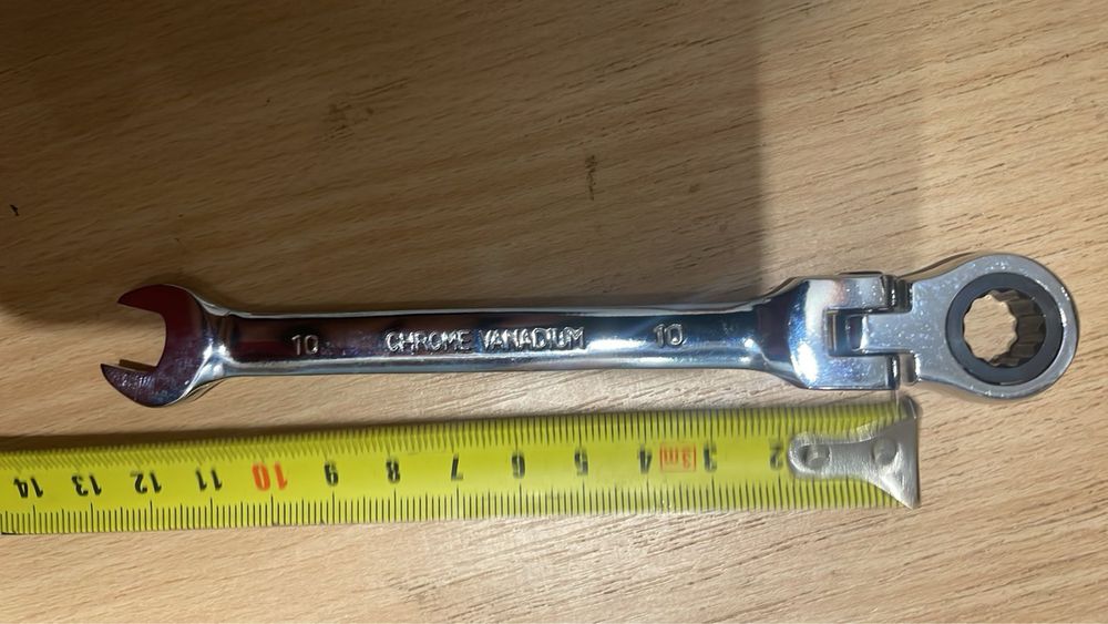 Ключ - трещотка 12гранний комбінований рожково - накидний cr-va новий