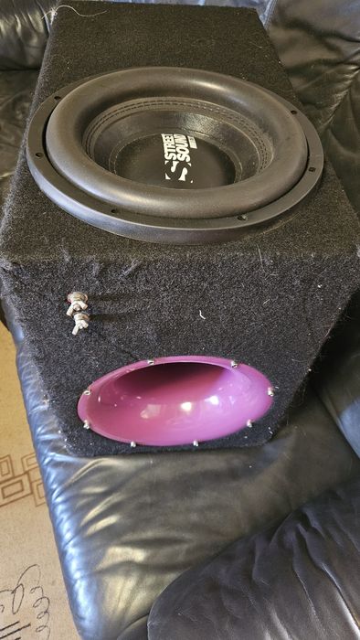 Продам сабвуфер в гарному стані