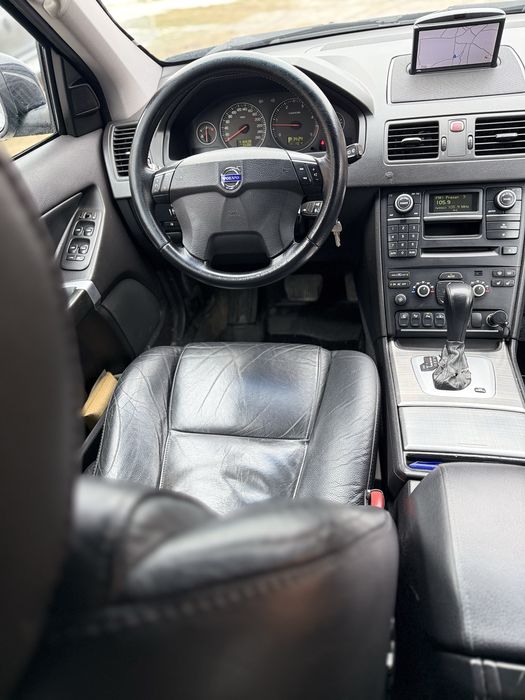 VOLVO XC90 2.4D5