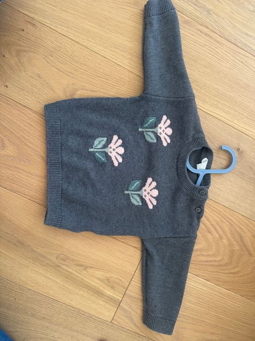 Dziewczęcy sweterek H&M 74 cm