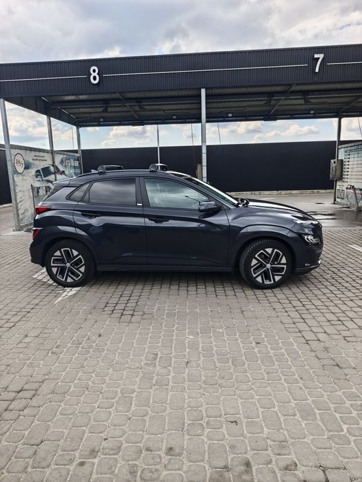Продам Hyundai Kona