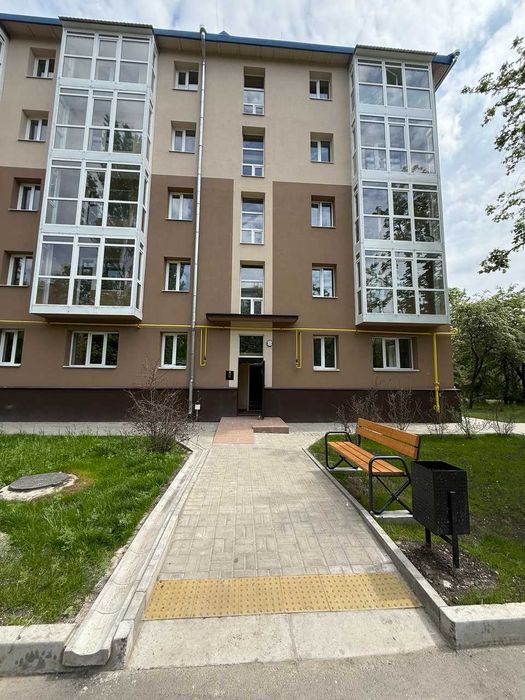 Продам 3-кімнатну квартиру Центр ремонт