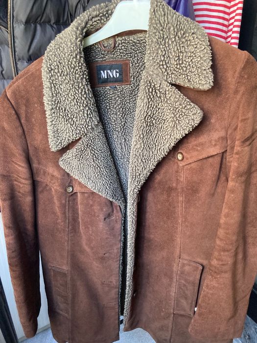 Casaco em pele camurça