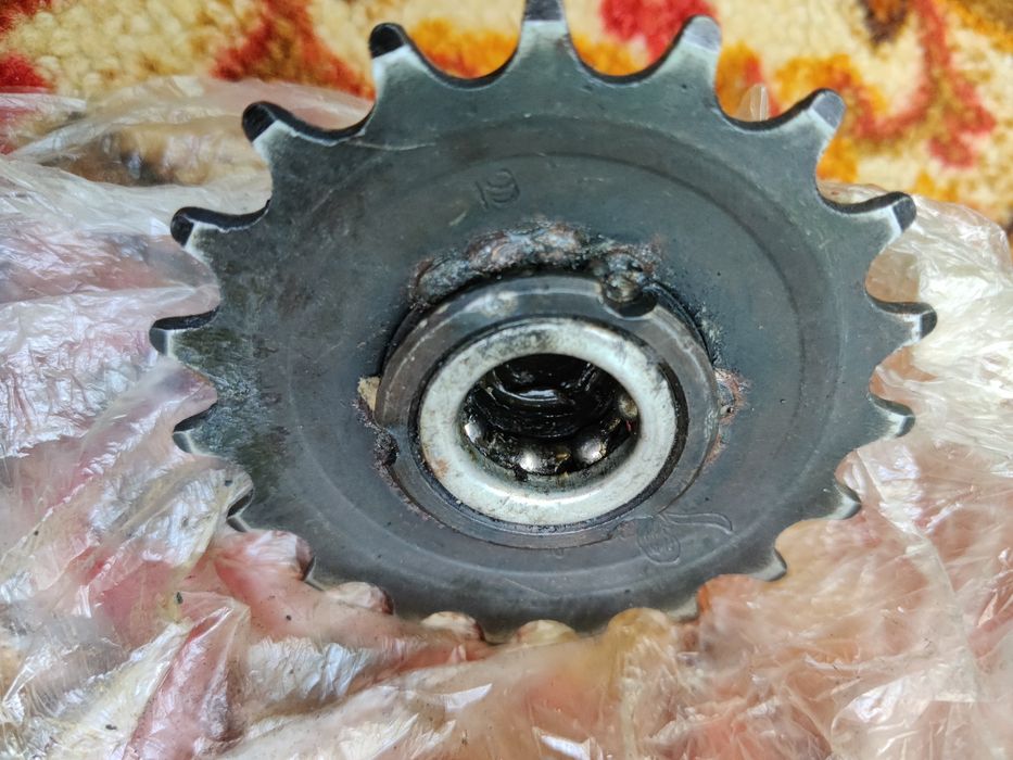 Запчасти от велосипеда советского Украина Салют