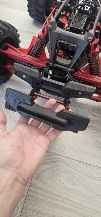 Zderzak tylni X-maxx traxxas led