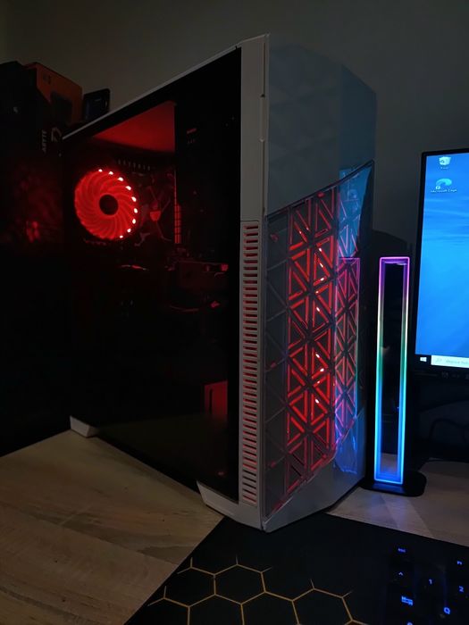 Komputer gamingowy i5 Radeon