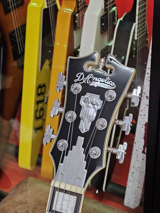 D'Angelico Premier Brighton Oxblood gitara elektryczna double cut