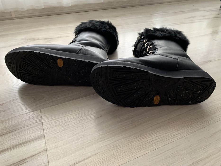Buty damskie UGG 39