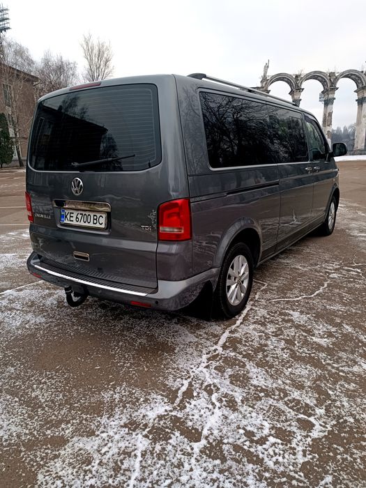 Volkswagen Caravelle 2.0 TDi (140) 6 ст  Voyage Maxi .
