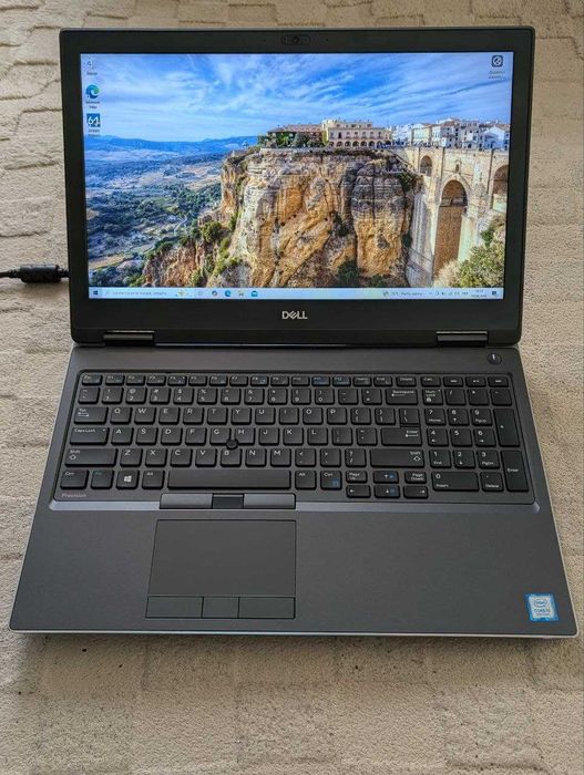 Ноутбук Dell Precision 7540 FHD 256/16GB I5 9400H Nvidia T1000 4GB