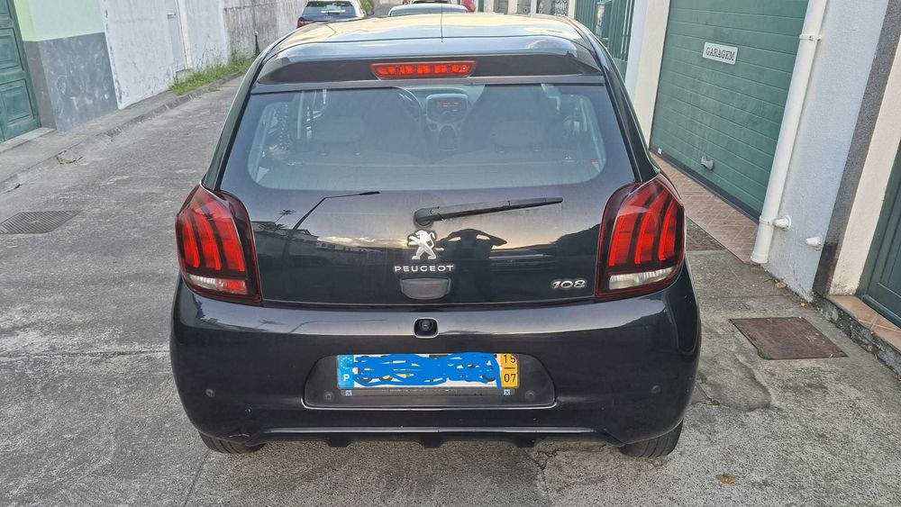 PEUGEOT 108 Hatchback 1.0 VTI