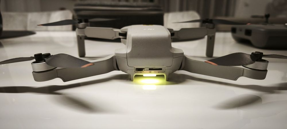 DJI Mini 2 - 4k - klasa zero. Dwie baterie
