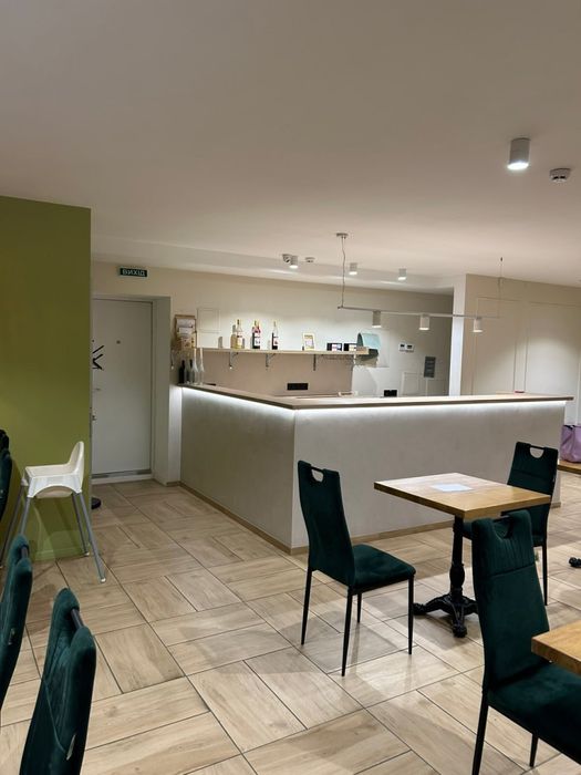 Продам комерційну нерухомість