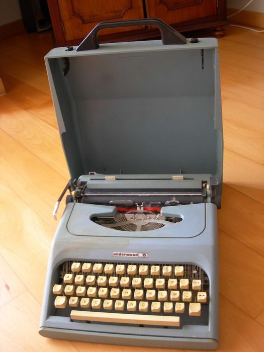 Artigos decorativos diversos para exposição