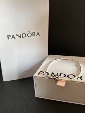 Pulseira Pandora com certificado de autenticidade