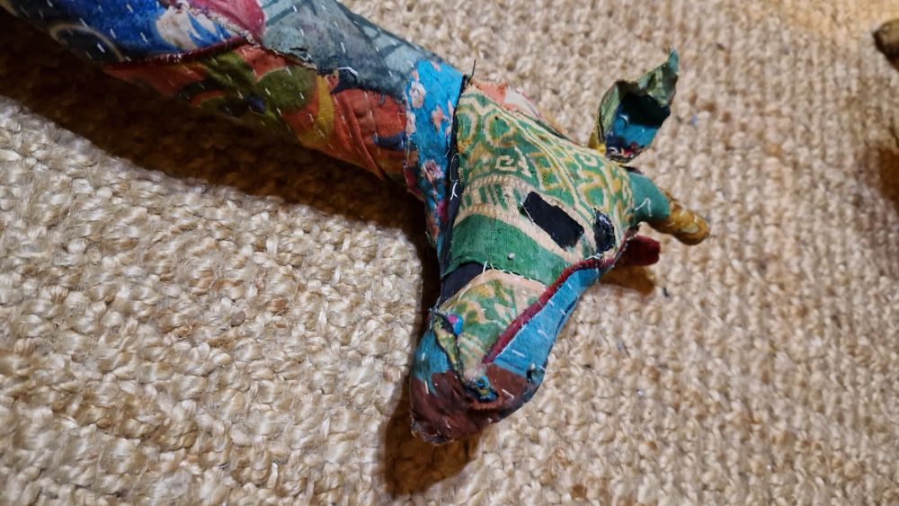 Girafa decorativa em tecido