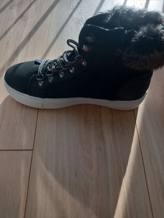 Buty damskie jesienne , czarne, rozmiar 40