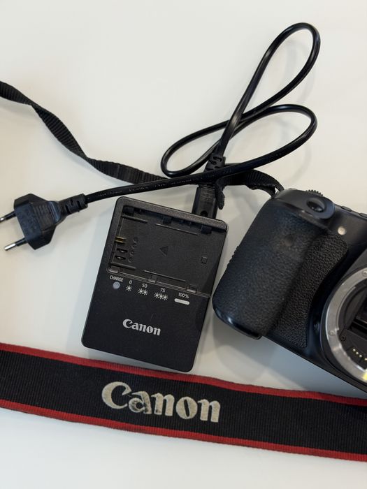 Продам фотоапарат Canon EOS 60D