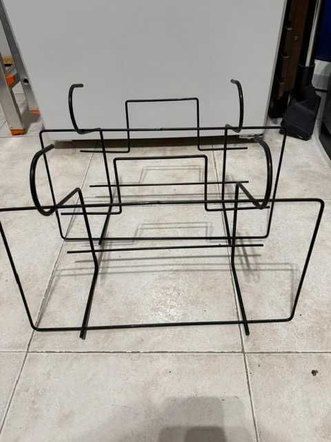 Suportes para floreira de janela