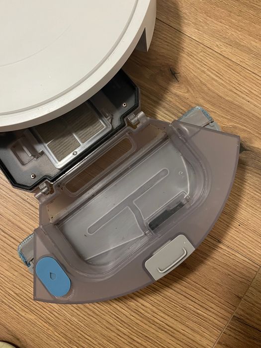 Robot sprzątający Irobot Roomba Combo Essential Y011240 B