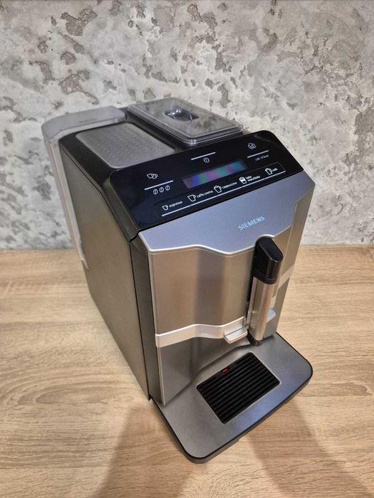 Siemens EQ.3 S300 – Zadbany, Kompletny Nowy filtr