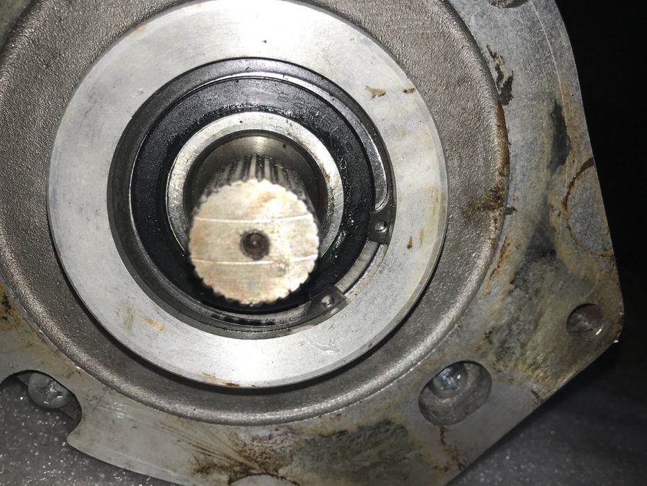 Motor de andamento de uprigth AB38