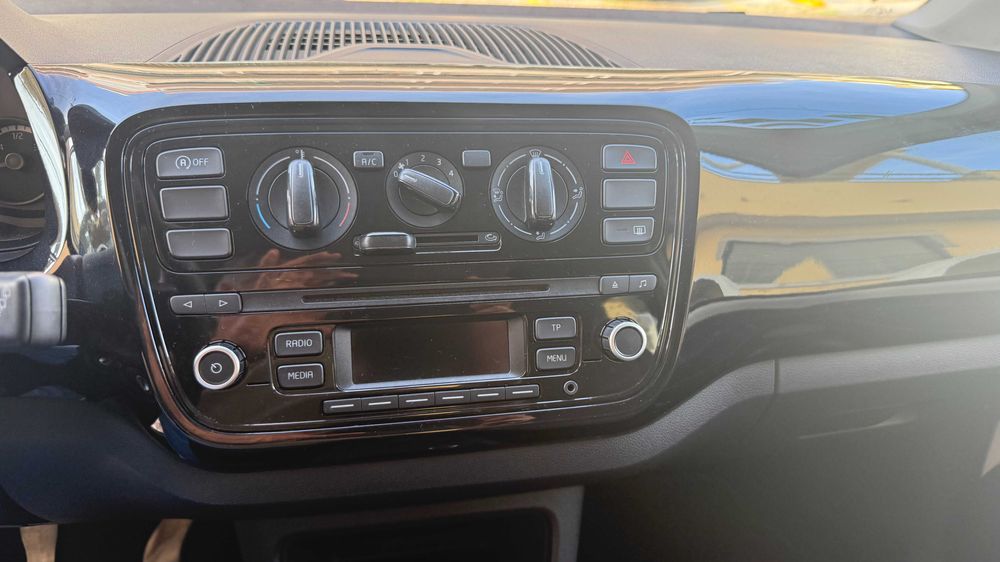 VW Up! 1.0 BlueMotion Move 49 MIL KM 1 DONO