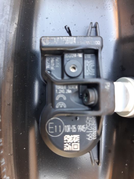 Fegi 15 z czujnikami. Toyota yaris 4,mazda 2.