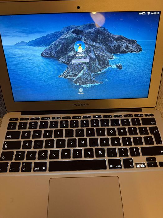 MacBook Air 11 inch 2015