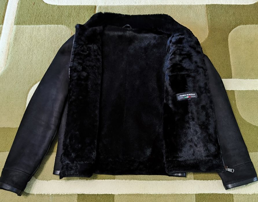 Мужская кожаная куртка на натуральном меху из овчины.