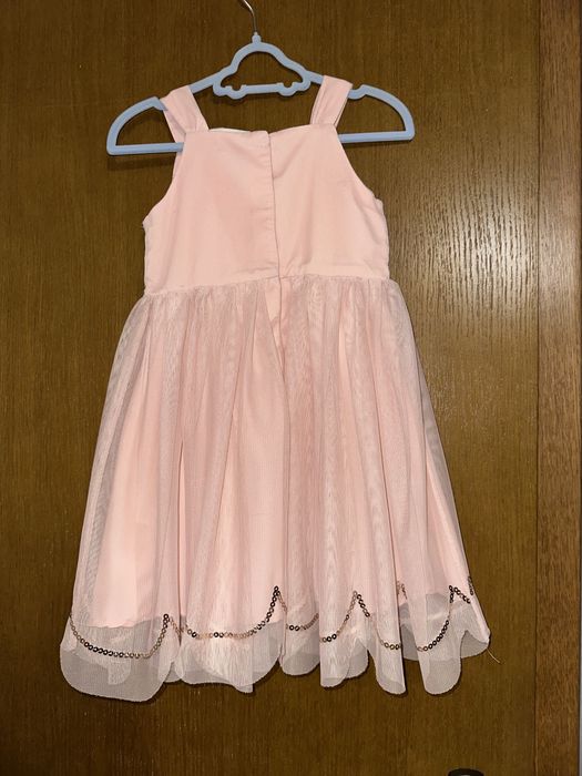Сукня для дівчинки