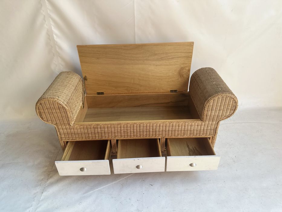 Komoda - ławka z kufrem