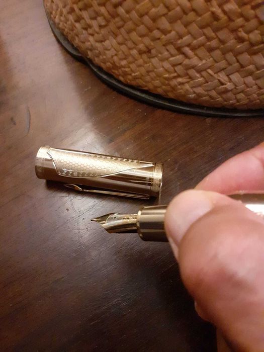 Caneta-tinteiro Montblanc Homage to Iliad Homer edição limitada