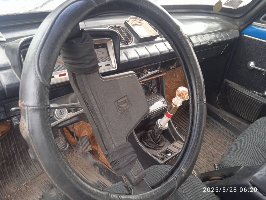 Автомобиль ВАЗ 2101