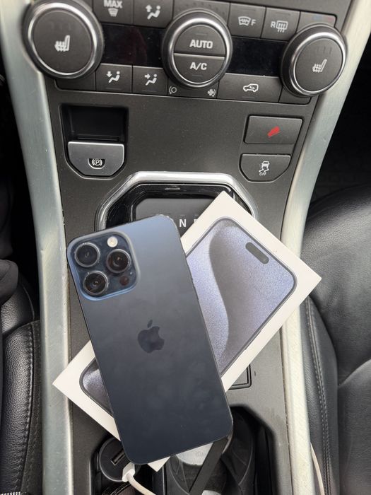 Продам iphone 15 pro Max /256 gb