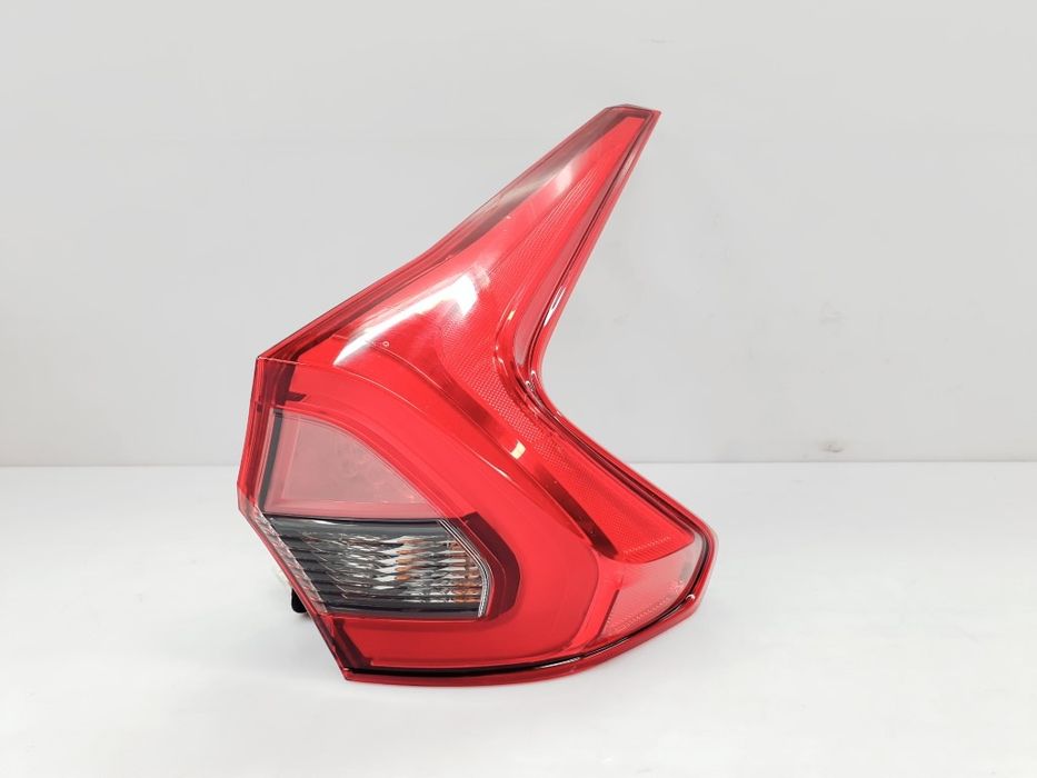 mitsubishi eclipse cross prawa lampa tył led eu !