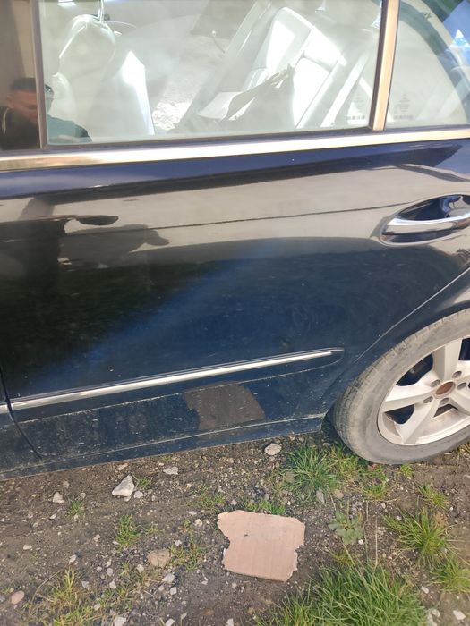 Drzwi lewe tył mercedes e w211 c197