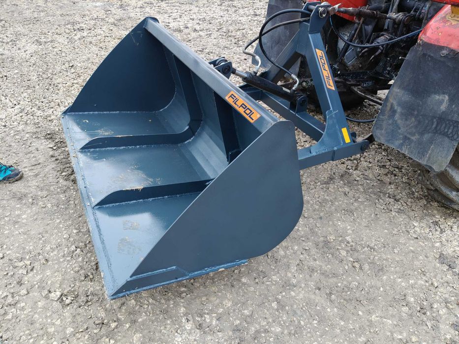 Łycha Szufla na Tuz traktora z kiprem z hydraulika Pług c330 c360