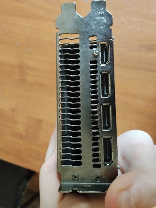 AMD Radeon RX 480 8GB GDDR5