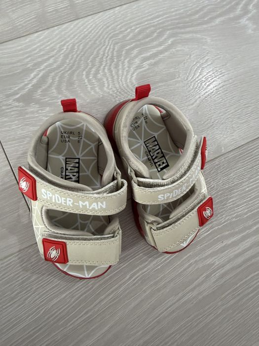Босоніжки для хлопчика Primark
