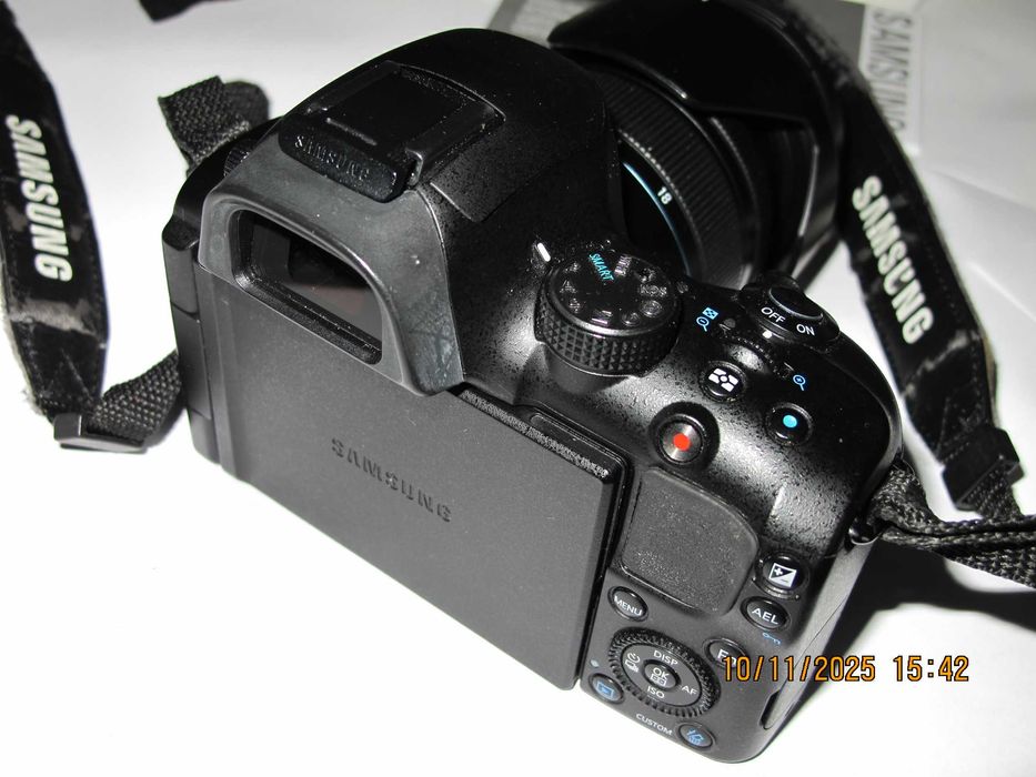 Samsung NX20 body plus obiektyw! Bogaty zestaw!