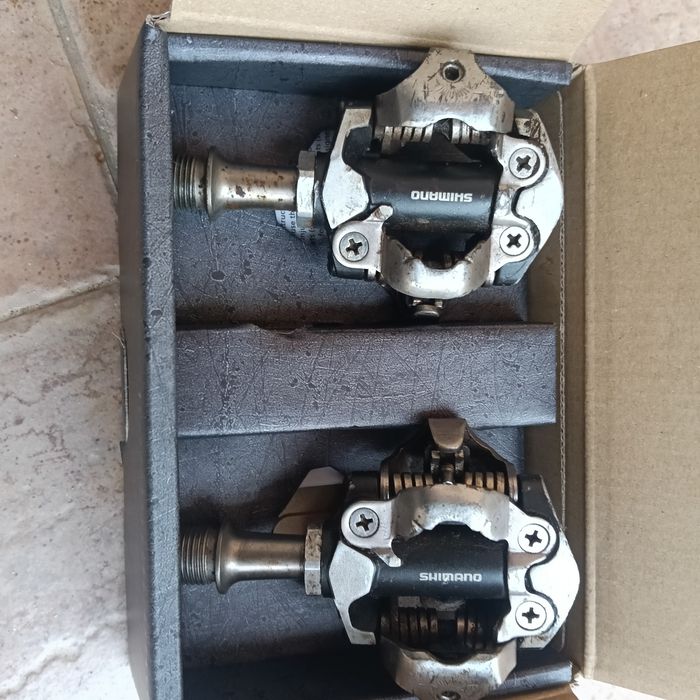 Shimano pedais XT M8000