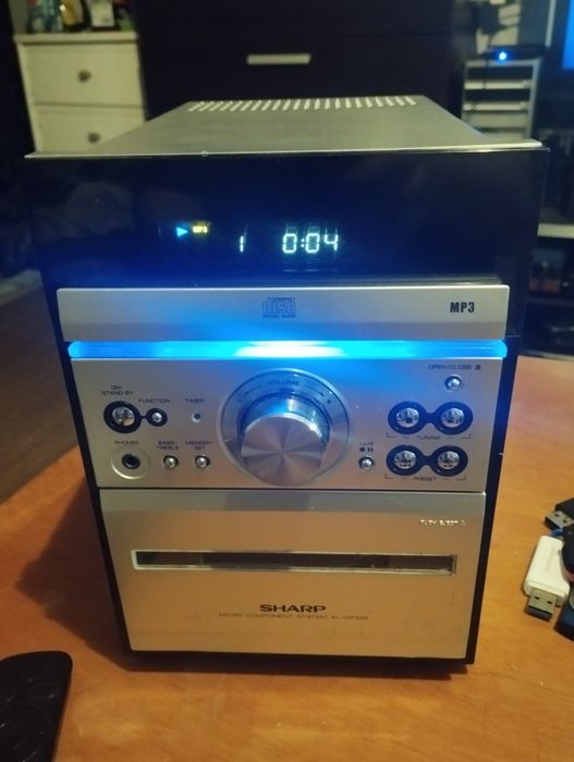 Sharp hi fi system XL MP100