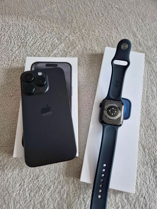 iPhone 15 Pro + Apple Watch 9