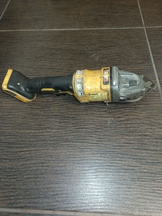 DeWalt DCG 414 szlifierka uszkodzona