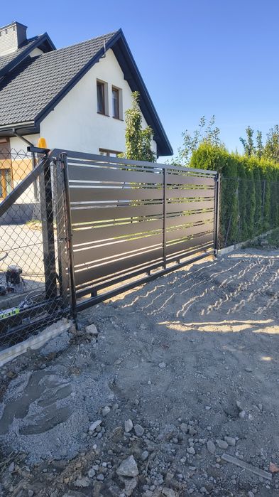 Bramy, przęsła, ogrodzenia, balustrady, konstrukcje stalowe.