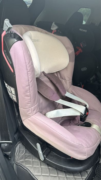 Автокрісло 9-18 кг