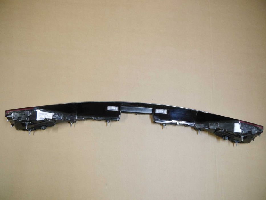 Audi A8 D5 4N Ліхтарі задні